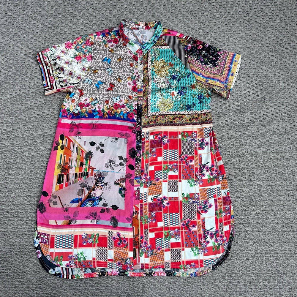 NWOT Johnny Was Amalfi Print Silk Tunic
Blouse
Dress
Boho
Patchwork
Buttons
Med